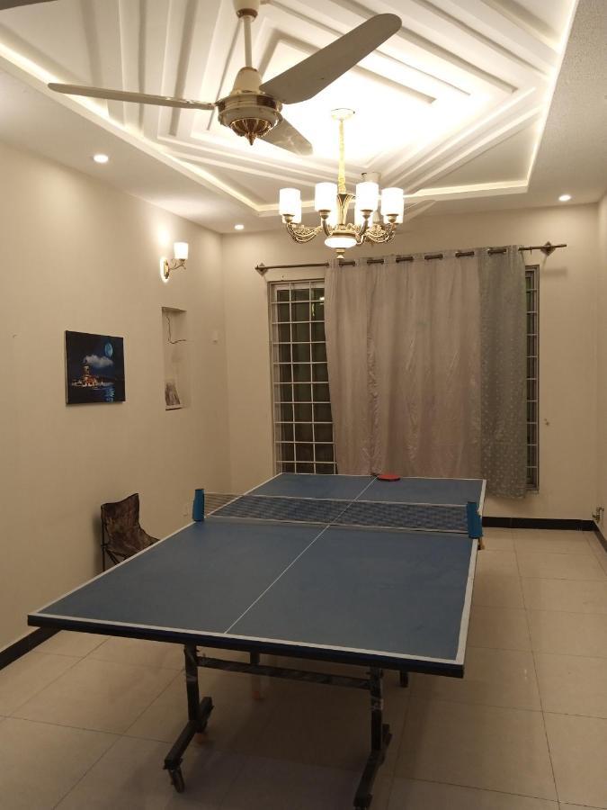 N N Guests Palace İslamabad Dış mekan fotoğraf